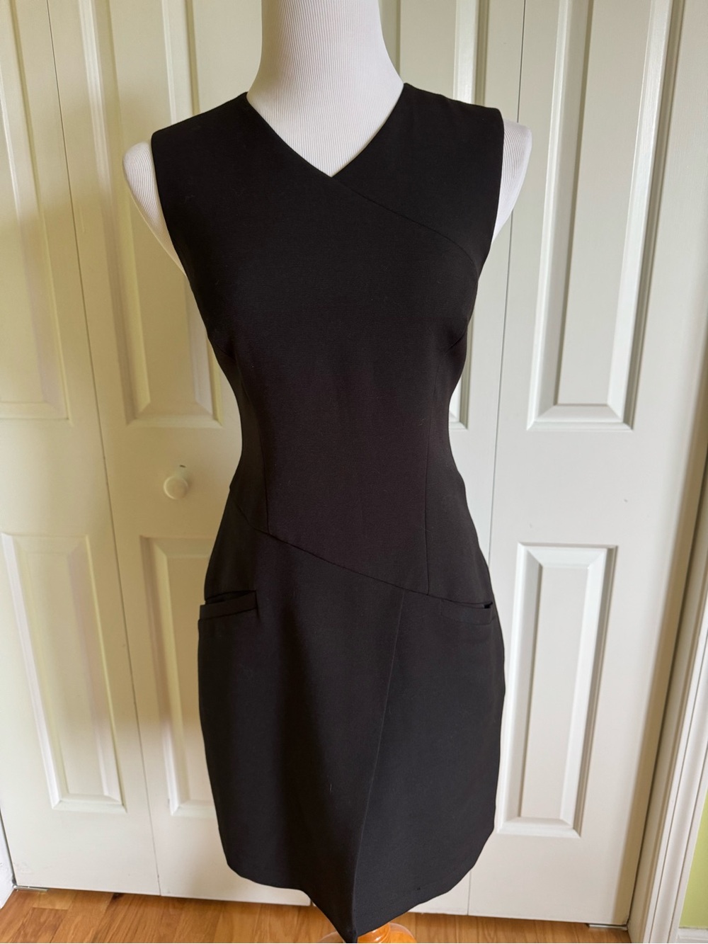 BCBGMaxAzria Black Sleeveless V-Neck Mini Dress NWT